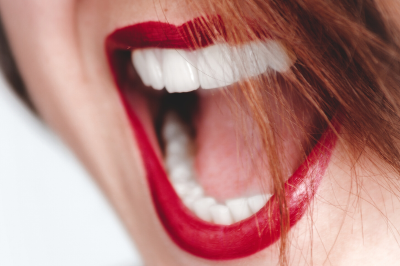 How to Get White Teeth
